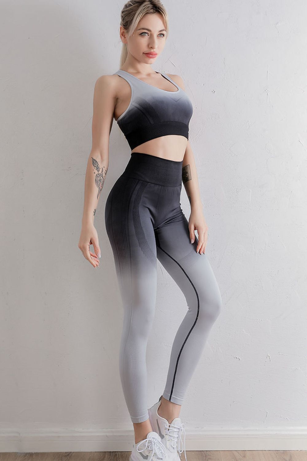 Gradient Sports Bra and Leggings Set - Angel Body