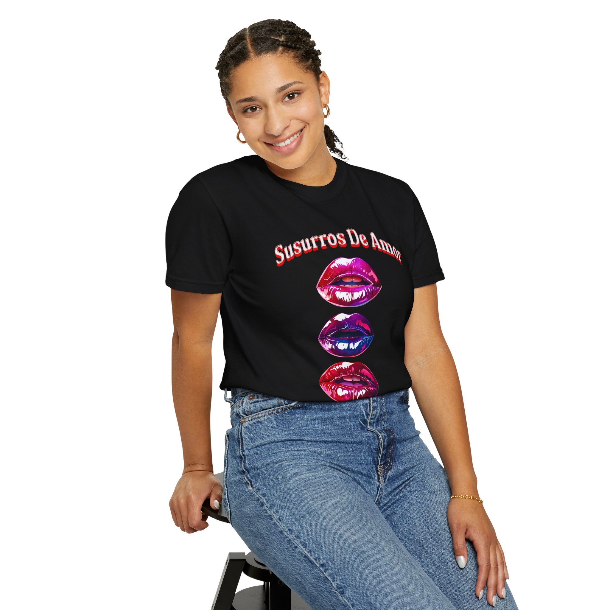 Woman's Susurros De Amor Garment-Dyed T-Shirt for Love Enthusiasts - Angel Body