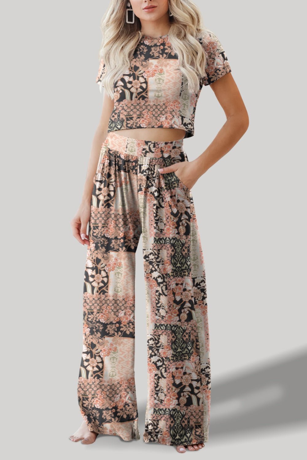 Printed Round Neck Short Sleeve Top and Pants Set - Angel Body