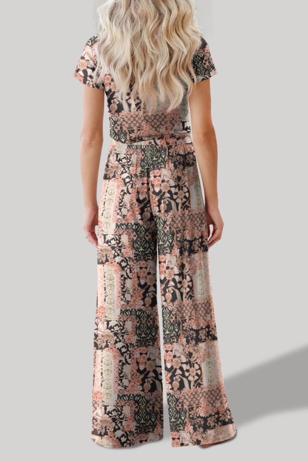 Printed Round Neck Short Sleeve Top and Pants Set - Angel Body