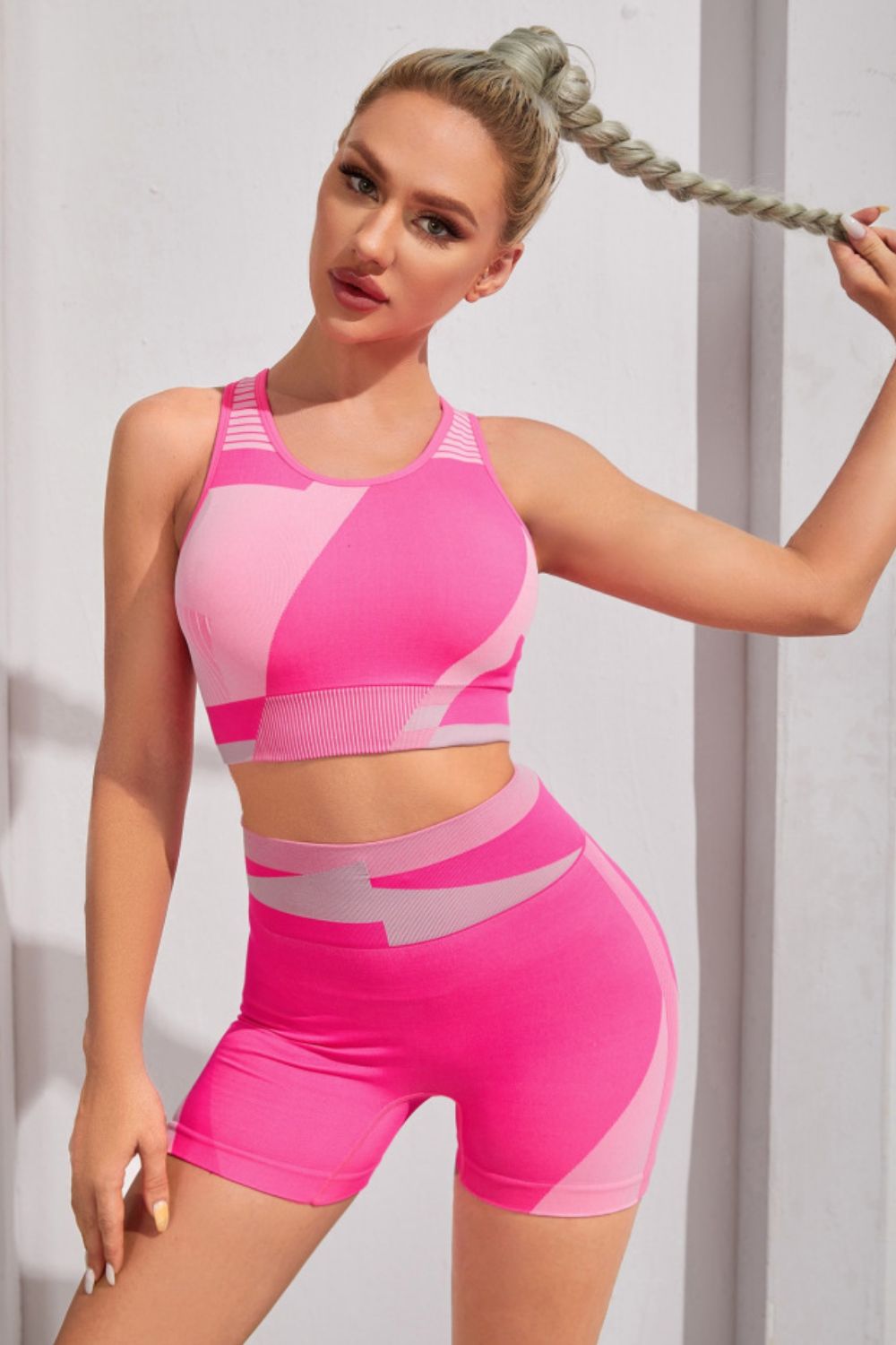 Color Block Sports Bra and Shorts Set - Angel Body