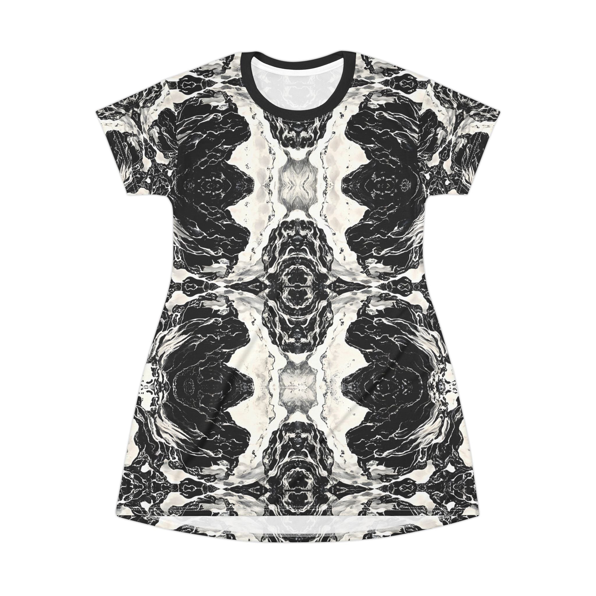 Woman Bohemian Floral T-Shirt Dress - Black & White Abstract Design for Summer Days