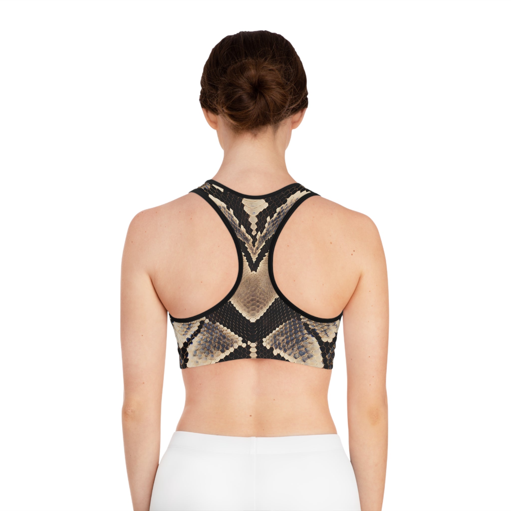 Heart Shaped Snake Print Sports Bra – Stylish Workout Gear for Fitness Enthusiasts