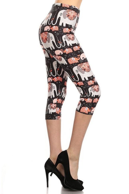 Elephants Printed, High Waisted Capri Leggings In A Fitted Style With An Elastic Waistband - Angel Body